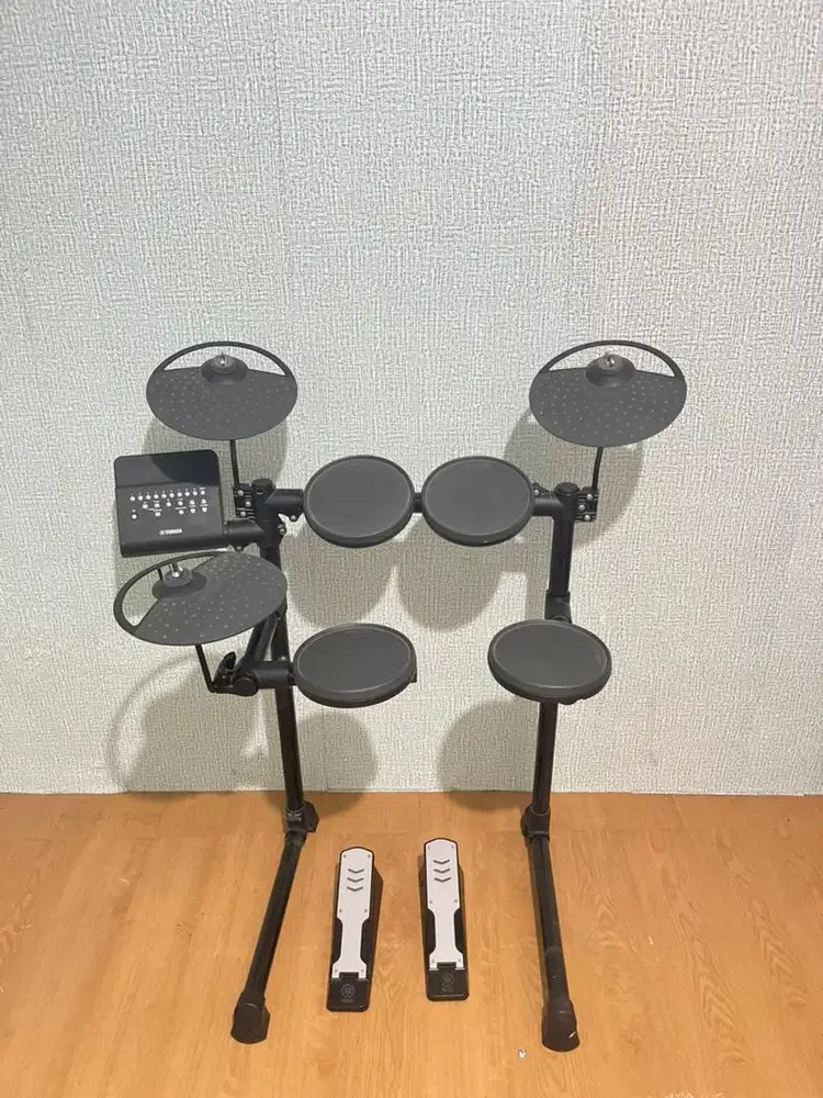 Drum electric yamaha dtx 400 like new barter tt
