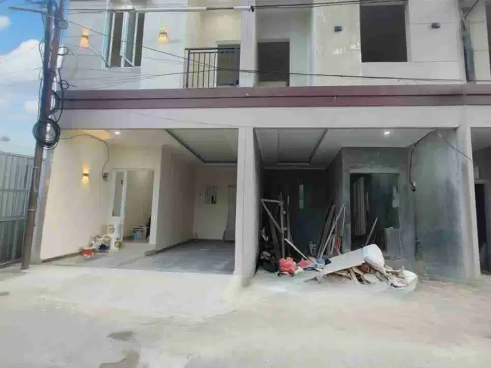 Rumah Minimalis 2 Lantai Siap Huni Akses Mobil Termurah Dekat Pintu Tol Dan Pusat Kota Jaktim Area Condet