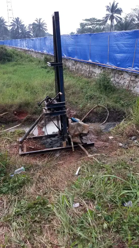 Tukang air sumur bor