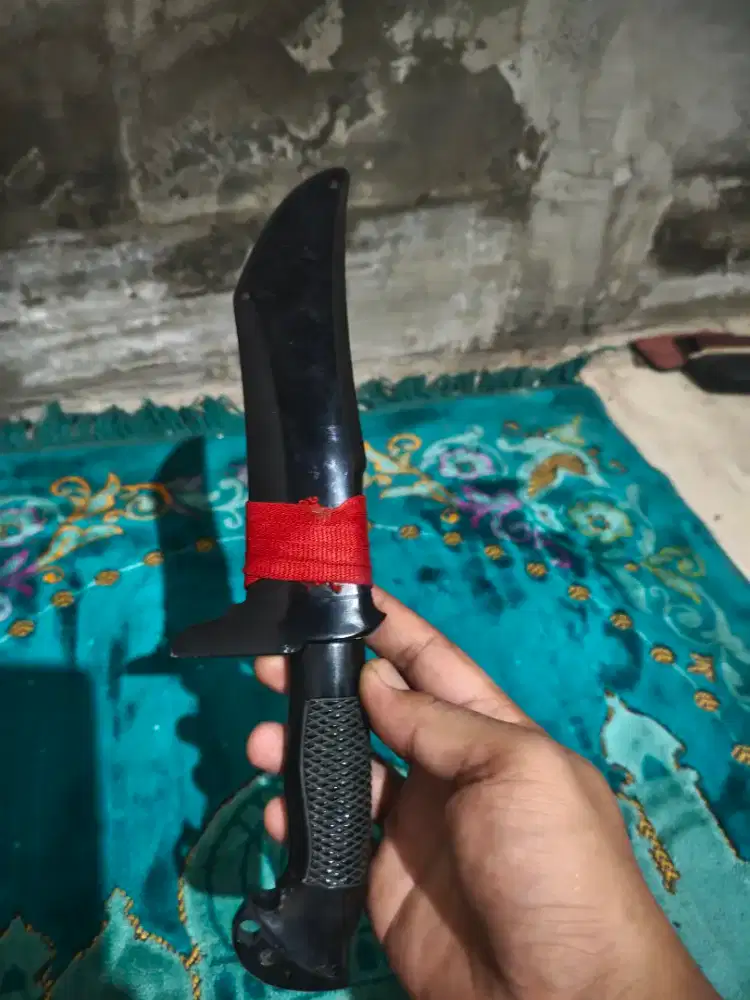 Pisau seset full tanduk