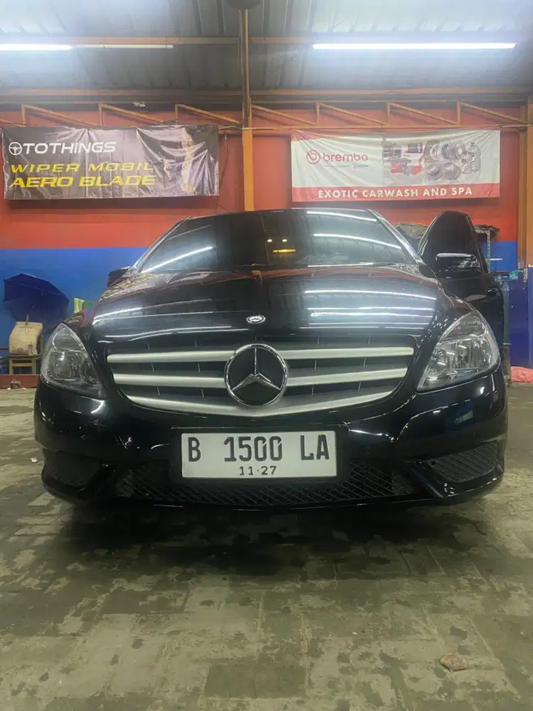 Mercedes-Benz B200 2012 Bensin