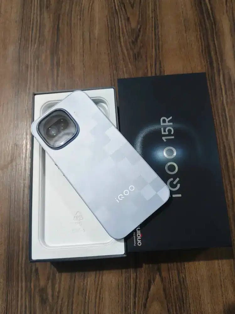 iqoo 15R  12/256 mulus