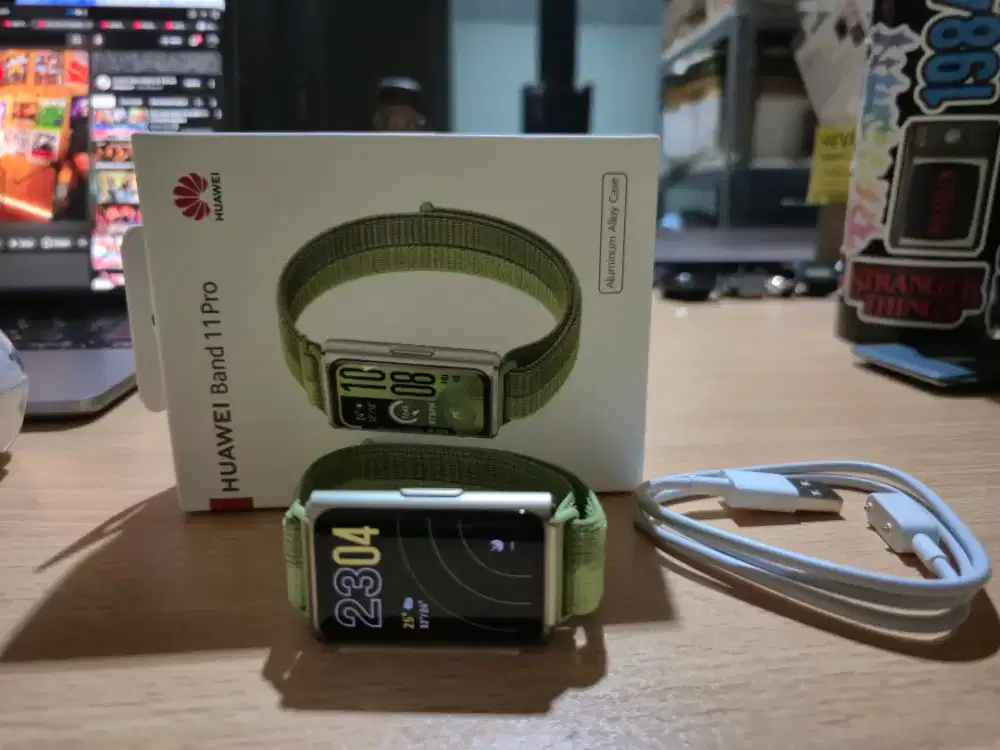Huawei Band 11 Pro Nego Tipis