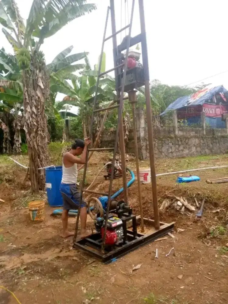 Tukang sumur bor air dalem