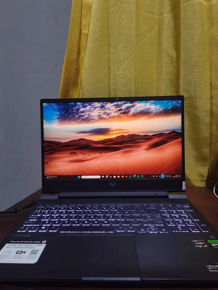 HP VICTUS GAMING 15-FB1013DX
