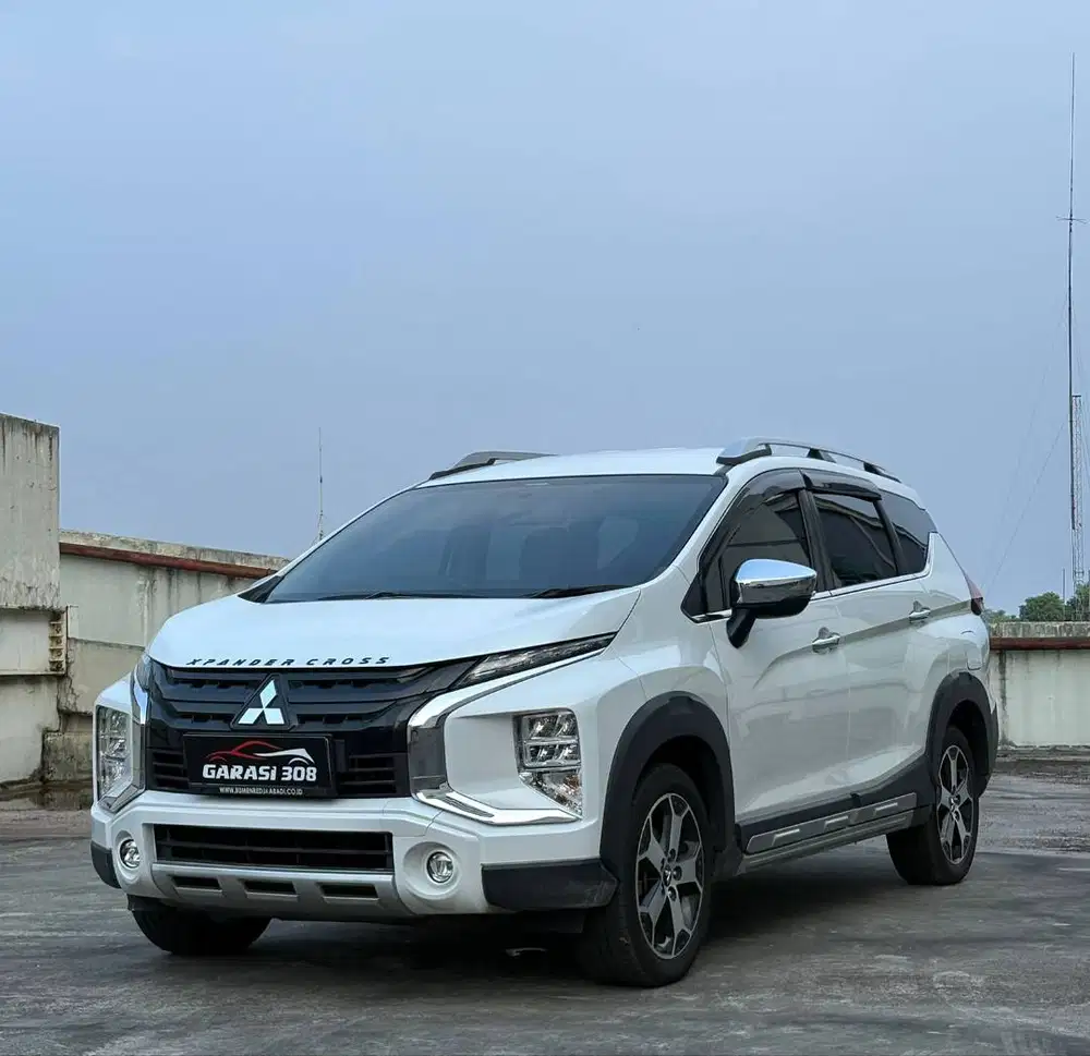 Mitsubishi Xpander Cross 1.5L Automatic Plus Premium Package 2022