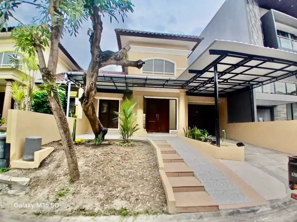 DISEWAKAN RUMAH FULLERTON CITRALAND 3KT 1LT KOSONGAN DEKAT GWALK