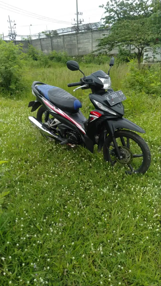 Revo x thn2022 lengkap hidup 2027 pajak telat 2025 plat K Rembang