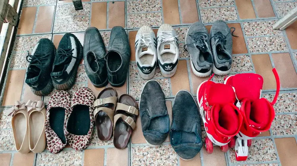 Paket sepatu second