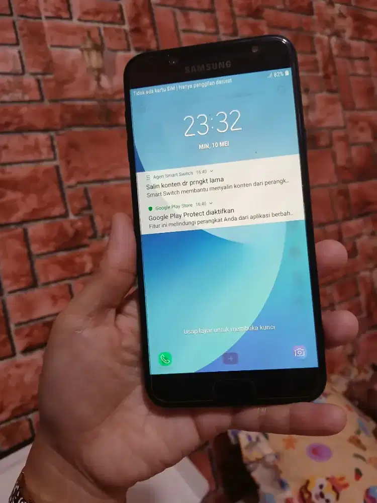 Samsung j7+ 4/32