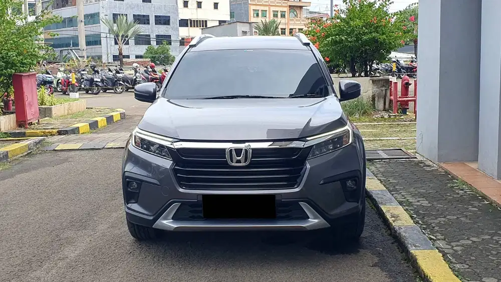 Honda BRV BR-V BR V Prestige 1.5 Non Sensing Abu 2022 Like New Low KM