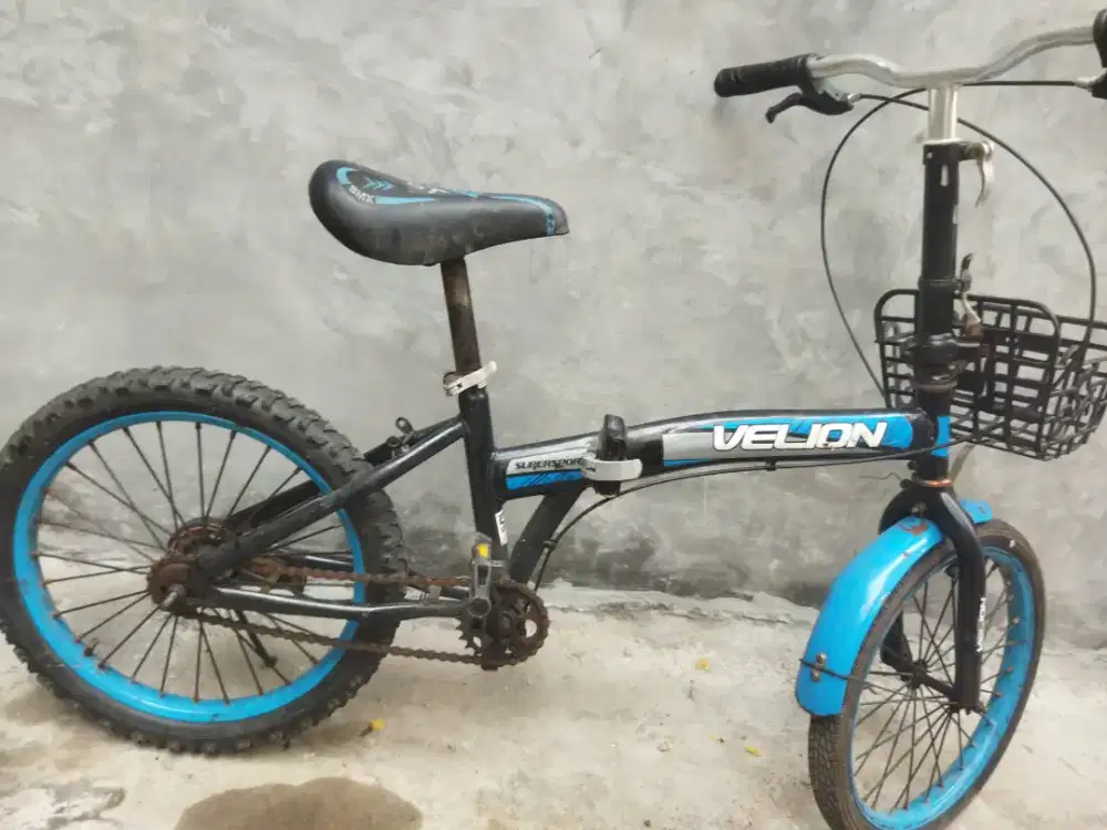 Sepeda lipat velion 16