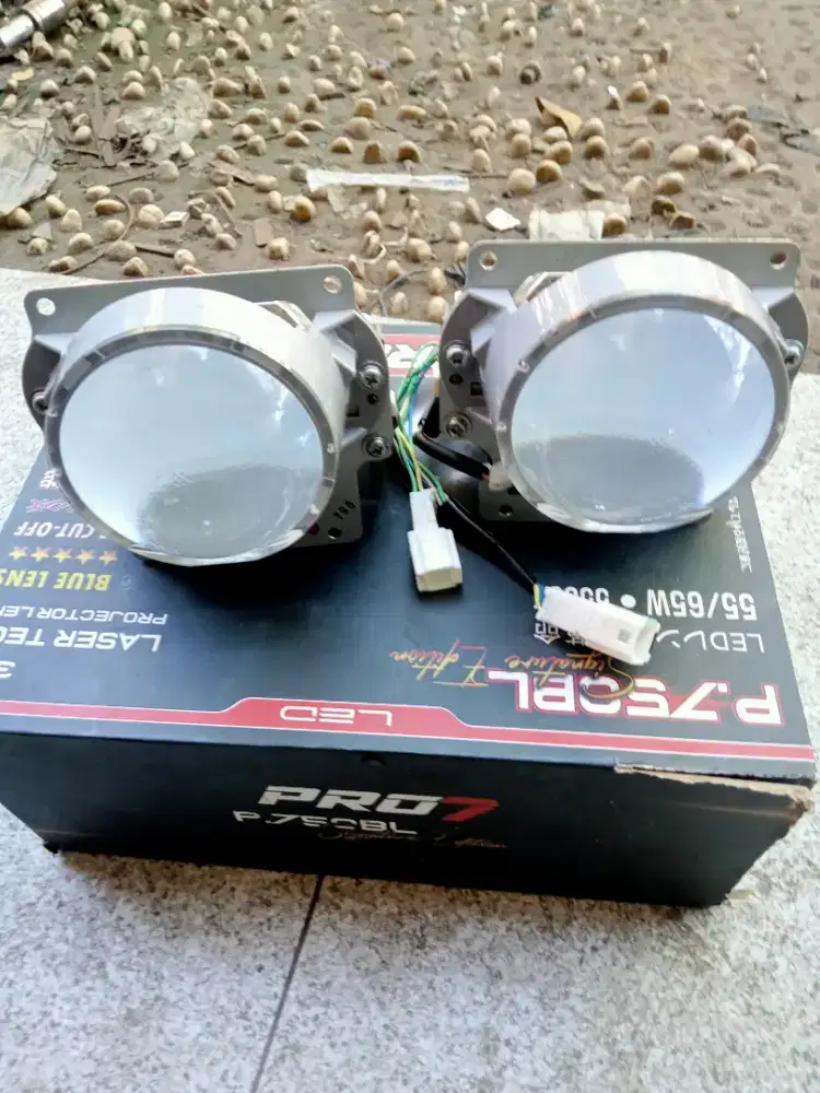 Pro 750 PL blue lens