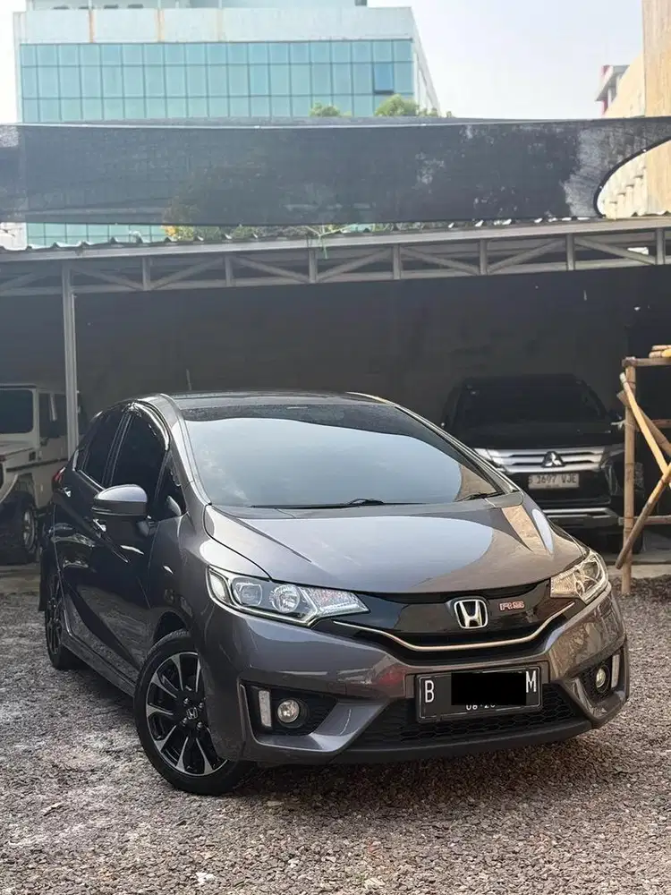 HONDA JAZZ RS MT CASH MURAH!