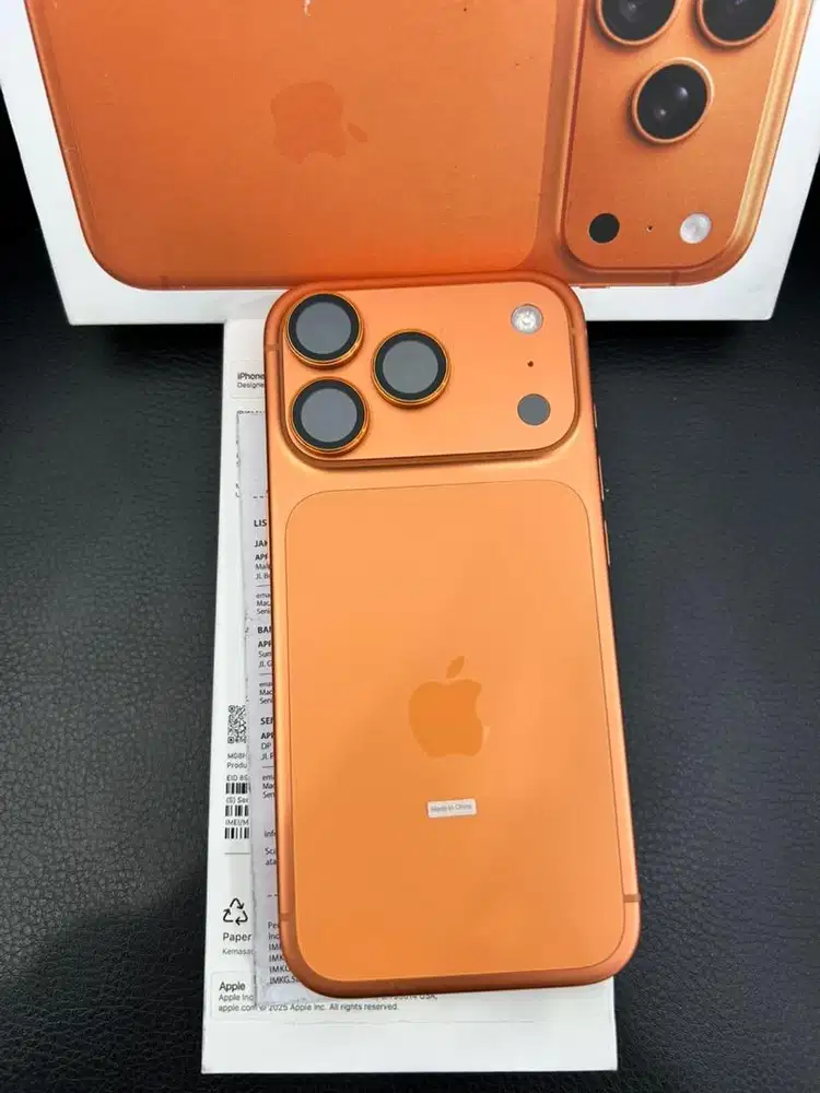 Iphone 17 Pro , Orange , 256GB IBox