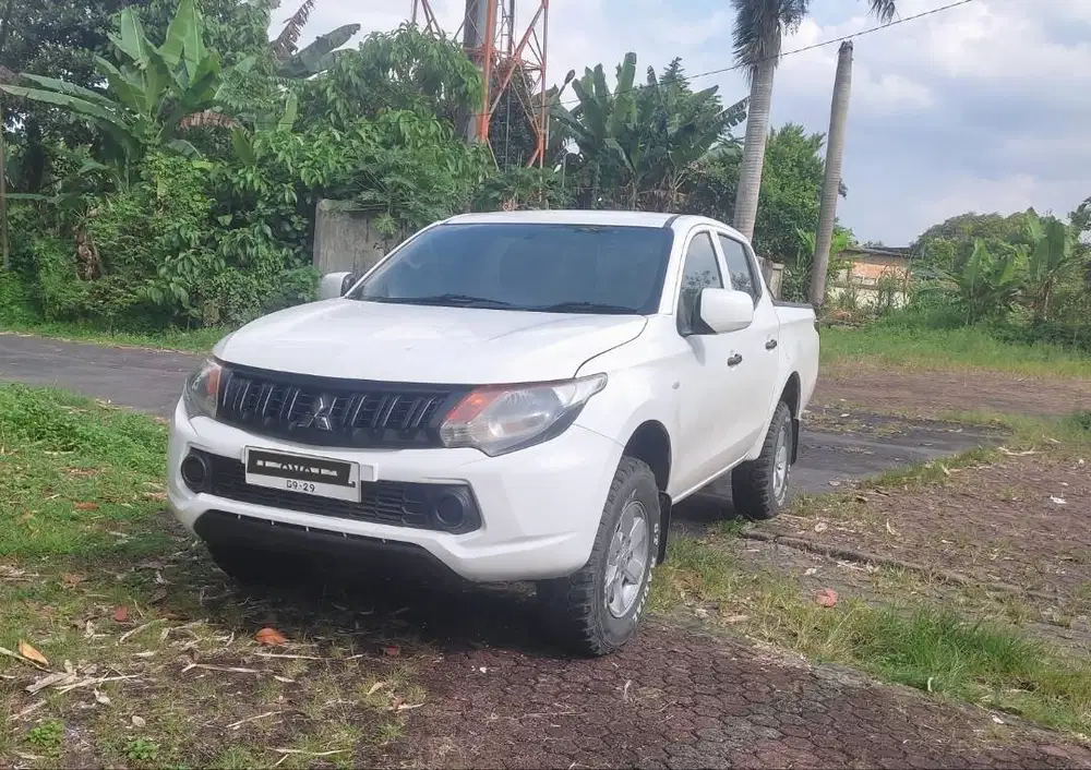 Triton HDX turbo 4D56 double cabin 4x4 tahun 2018