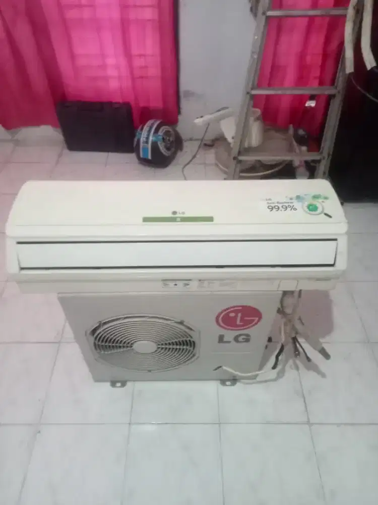 Dijual AC setengah pk merek LG siap pasang dan bergaransi