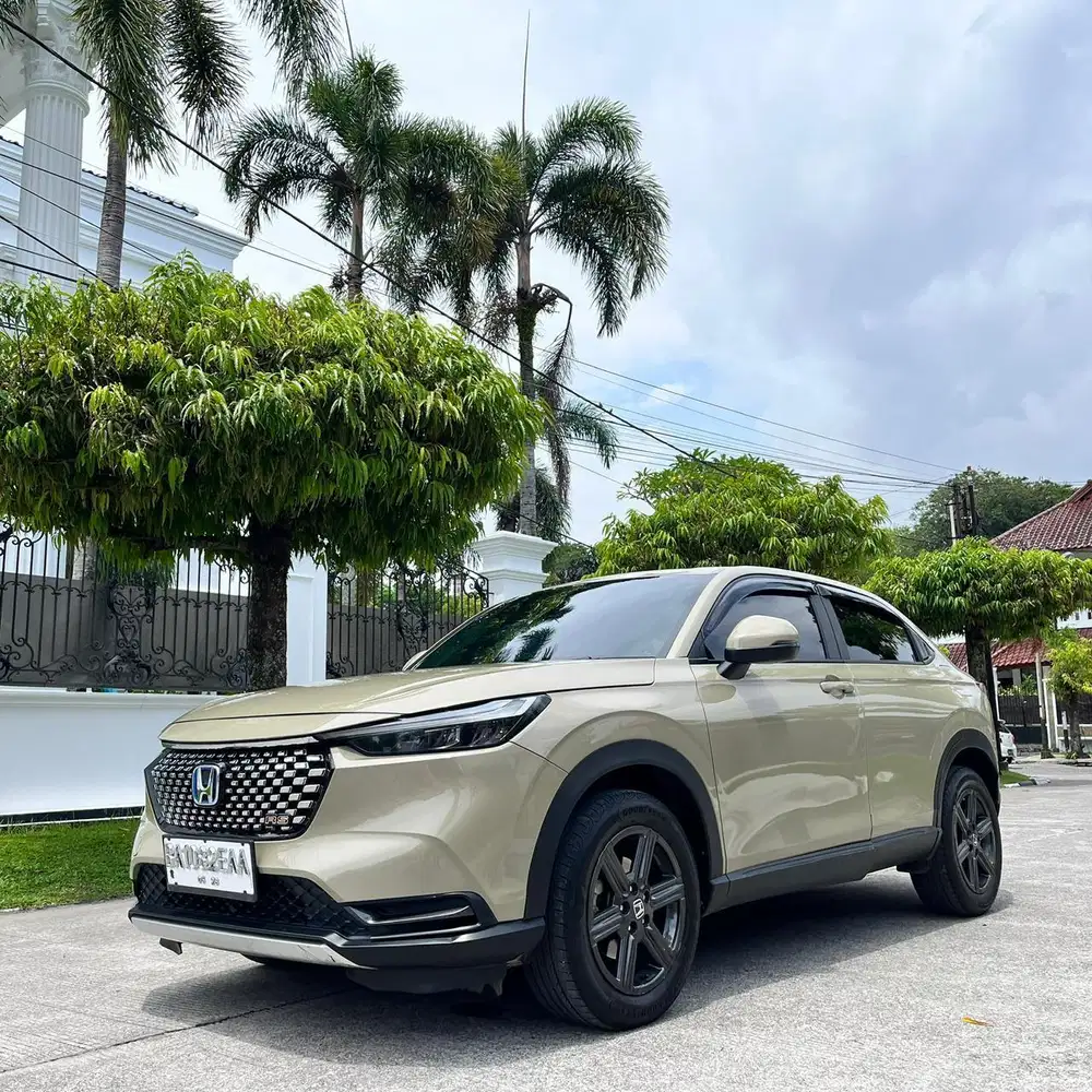 Dp 30 jt hrv E cvt new model 2023 murah