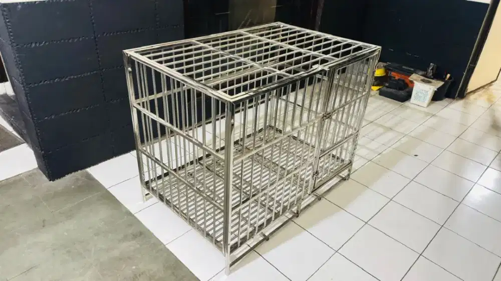 Kandang kucing & Anjing Kecil Stenles