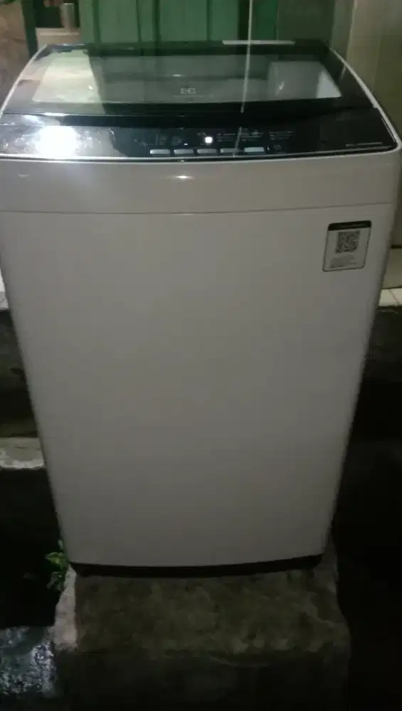 Mesin cuci elextroluk 9 kg