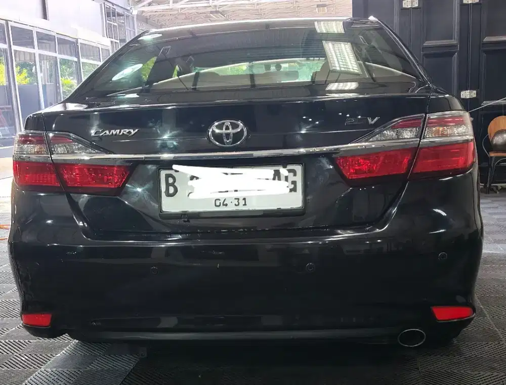 Camry V 2.5 AT 2018
