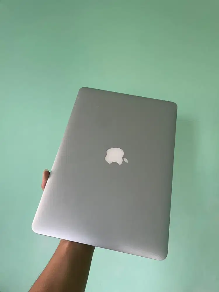 Macbook air 2017 8/128gb