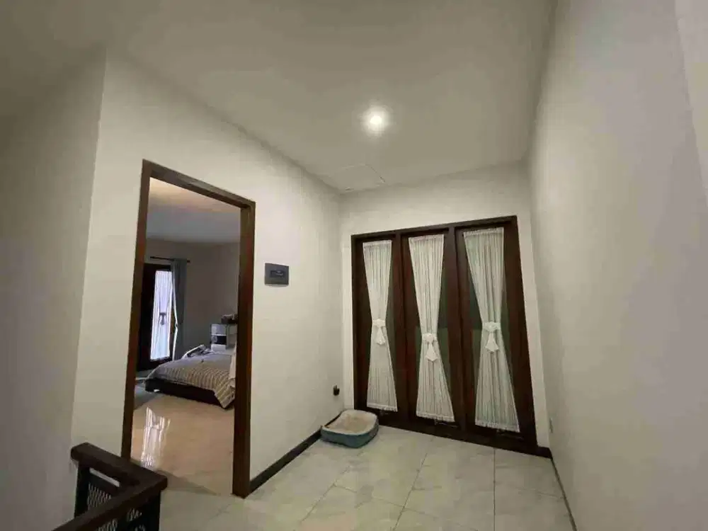 DIJUAL RUMAH MEWAH JL JAYA MANDALA MENTENG DALAM JAKARTA SELATAN