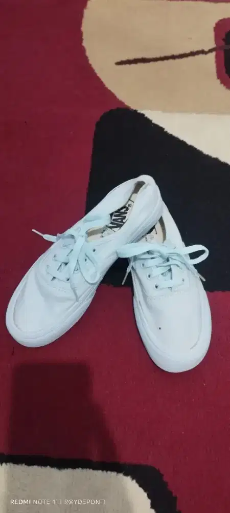 Sepatu Vans size 39