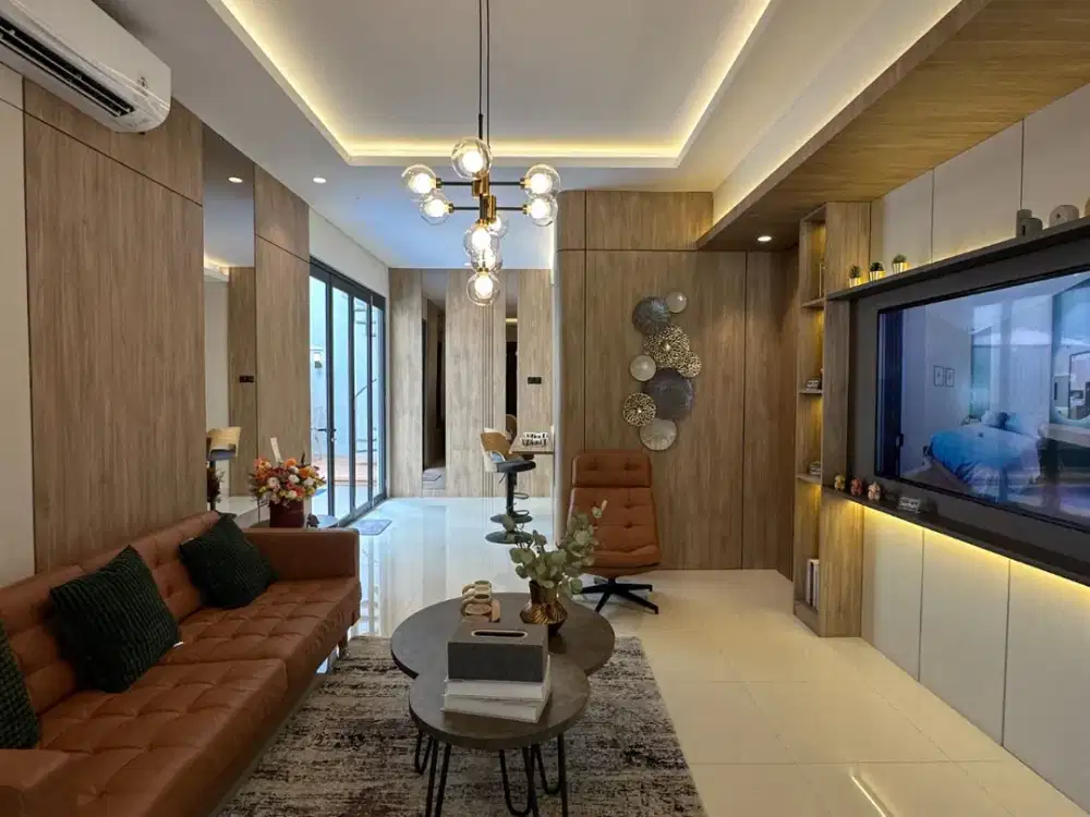 RUMAH BARU 3 LANTAI DIPUSAT KOTA! UNIT TERBATAS - SURVEY YUK!