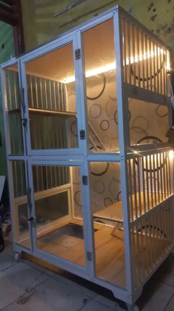 Kandang Kucing Alumunium 2 Tingkat Full Kaca