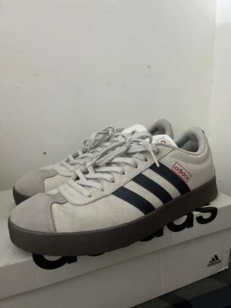 Adidas VL Court 2.0 44,5