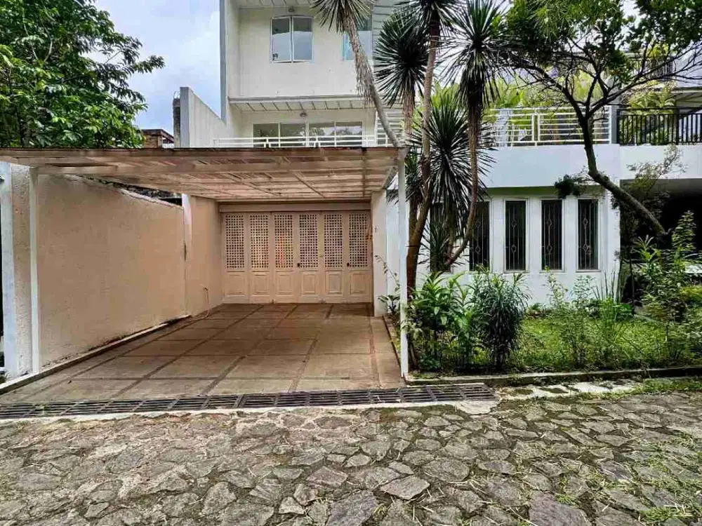 rumah dalam townhouse di Lebak Bulus Jaksel