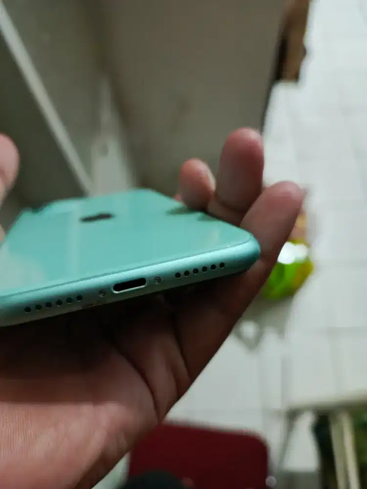 iPhone 11 second rasa baru