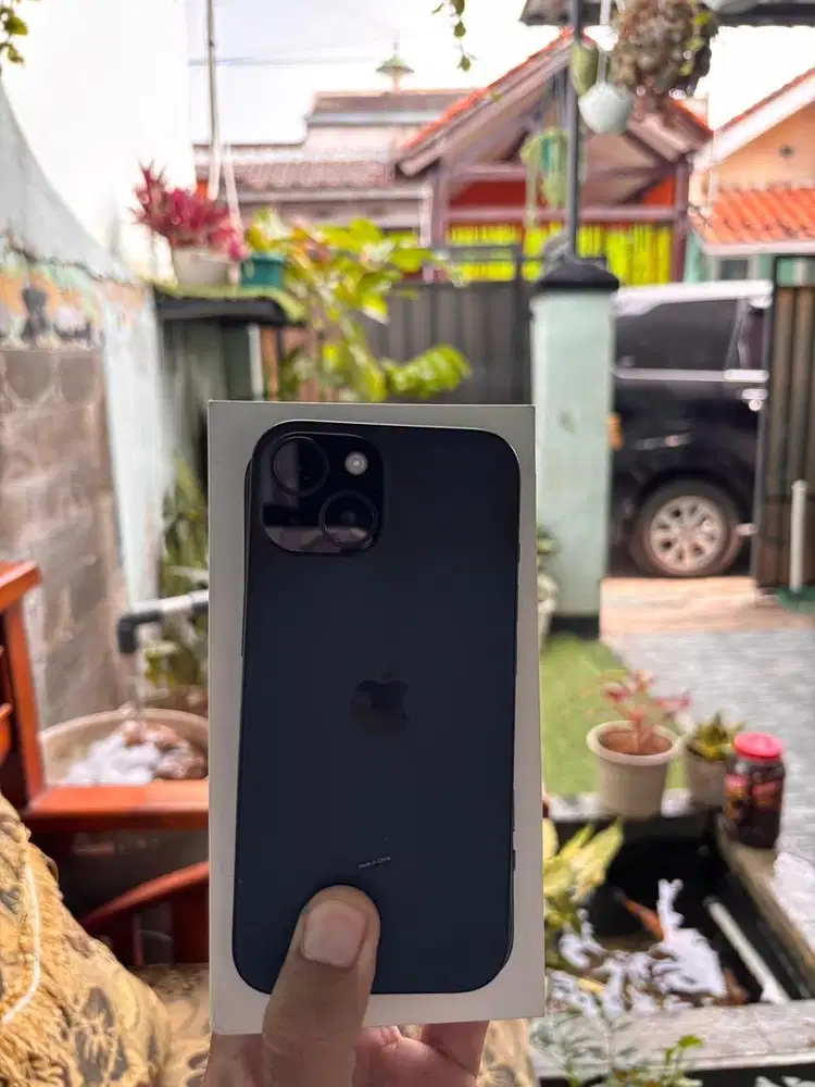 iphone 15 hitam ibox