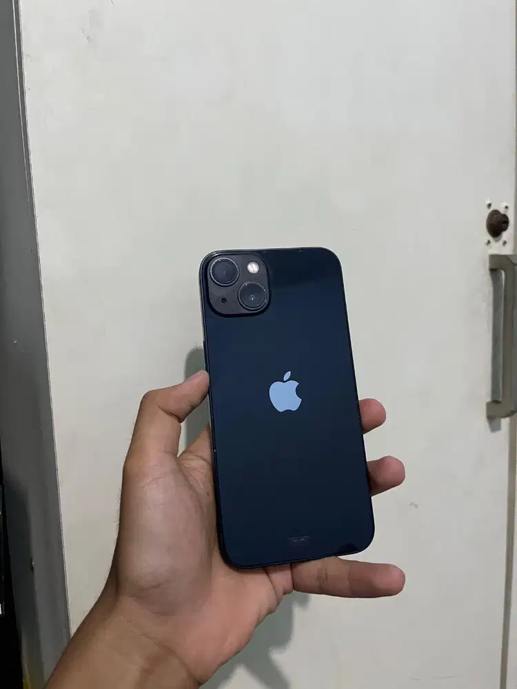 iPhone 13 128Gb iBox