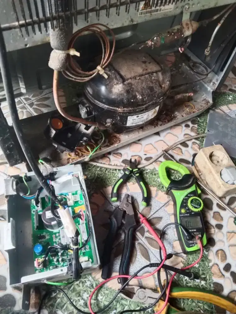jasa servis ac kulkas frezer showcase mesin cuci dan bongkar pasang ac