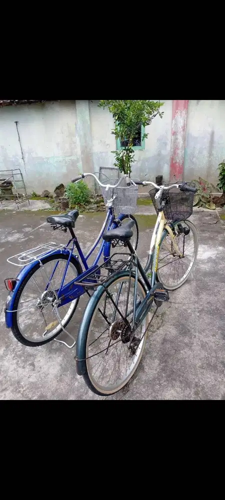 2 sepeda layak pakai