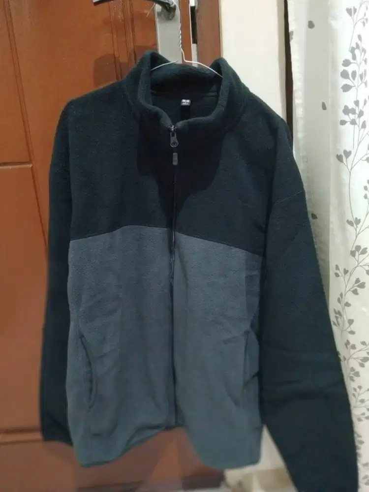 Jaket Uniqlo tebal