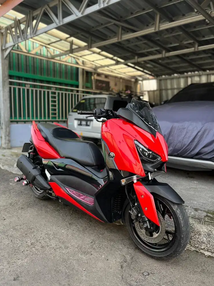 xmax old 2018 red ferarri