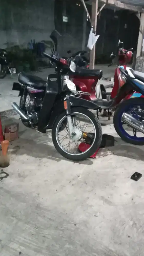 Suzuki Bravo 1996 antik