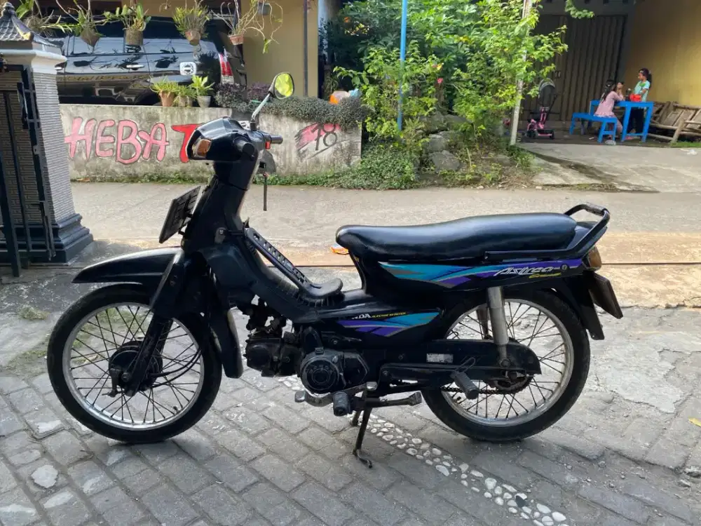 Astrea grand THN 1998 plat AB Bantul