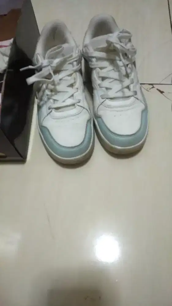 Sepatu merk airwalk Ukuran 37
