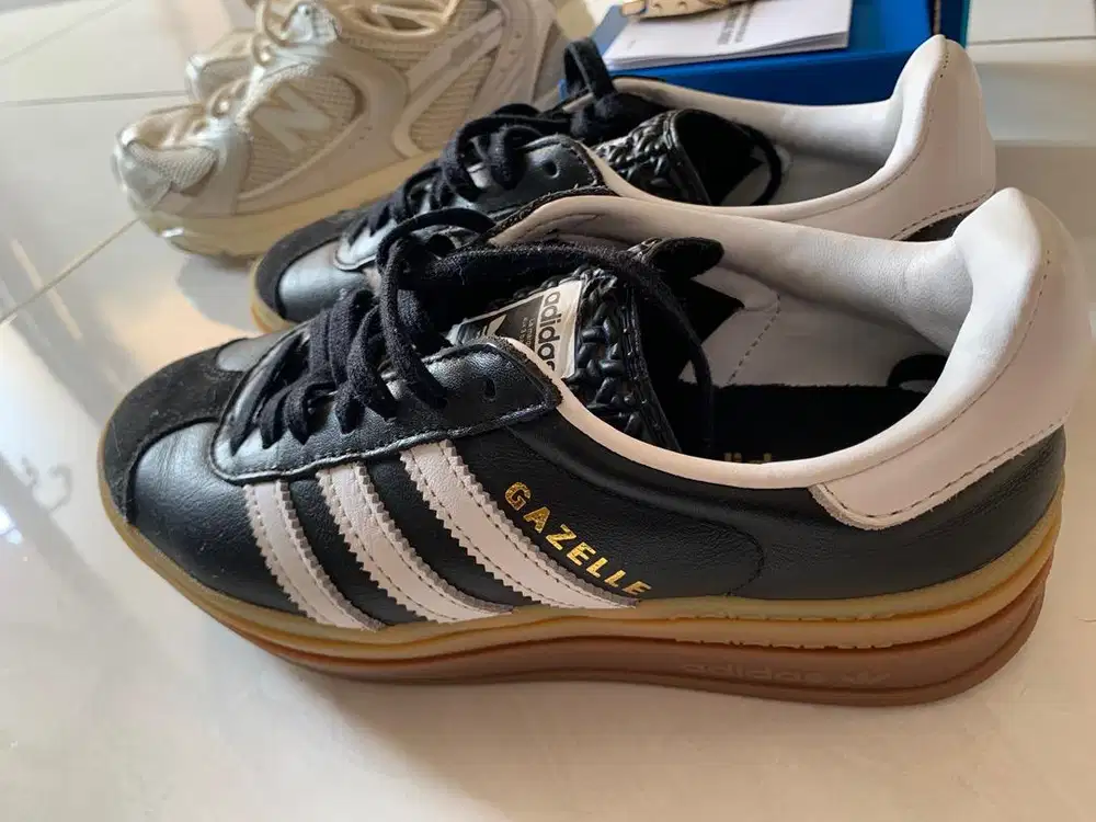 Jual Sepatu & Jam