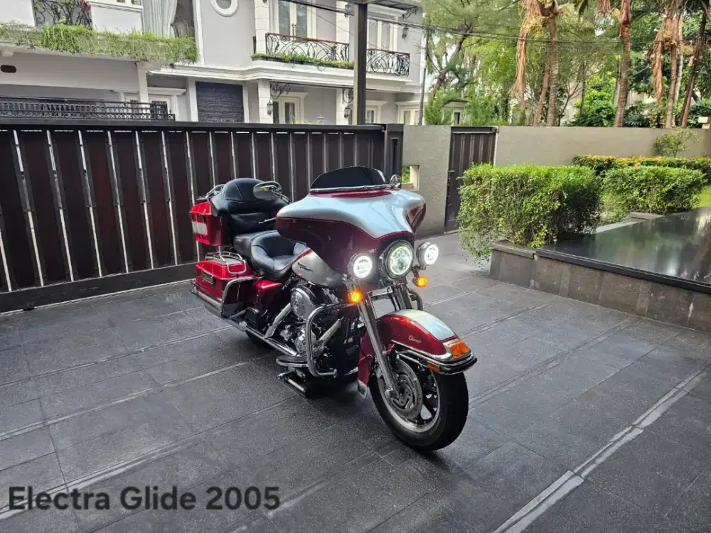 Electra Glide Classic ( FLHTCI )Tahun 2005