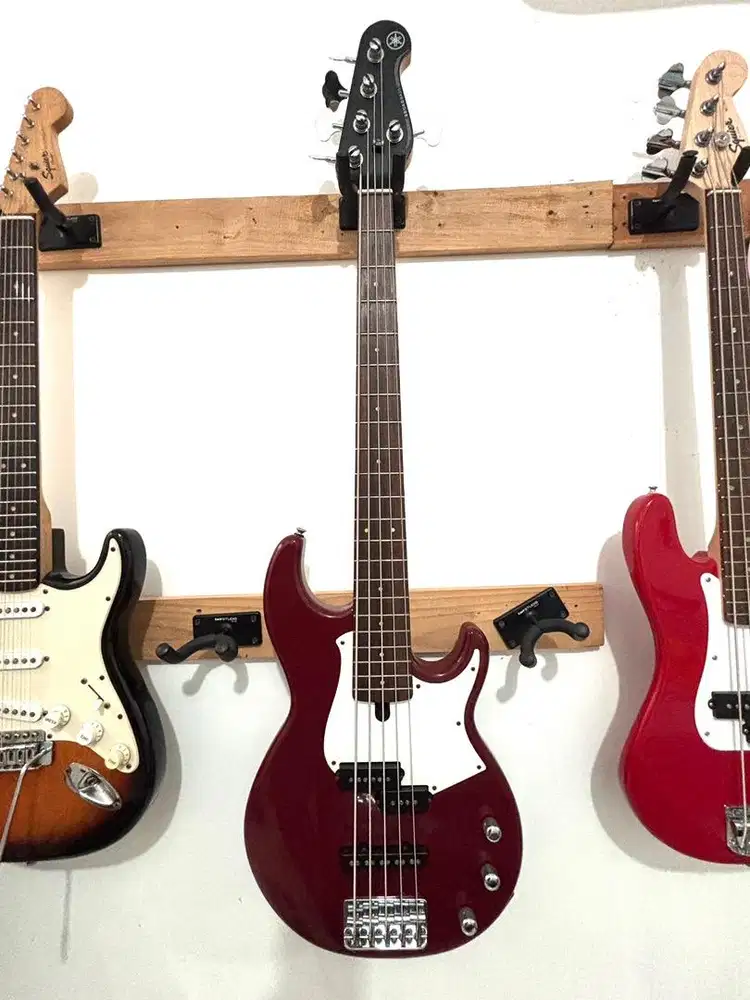 Bass Yamaha BB235 original merahh
