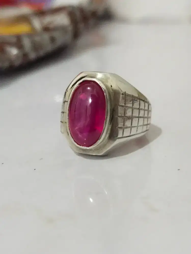 Ruby amban perak
