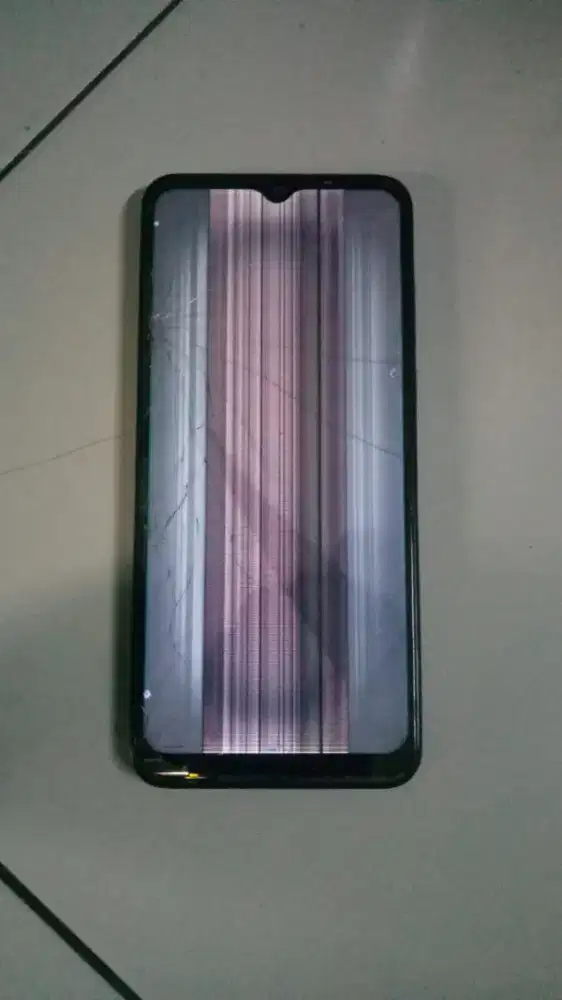 Sharp Aquos V6 Plus 4/64