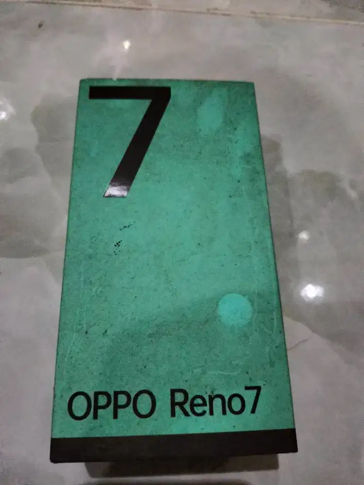 Oppo reno7 4g,8/256