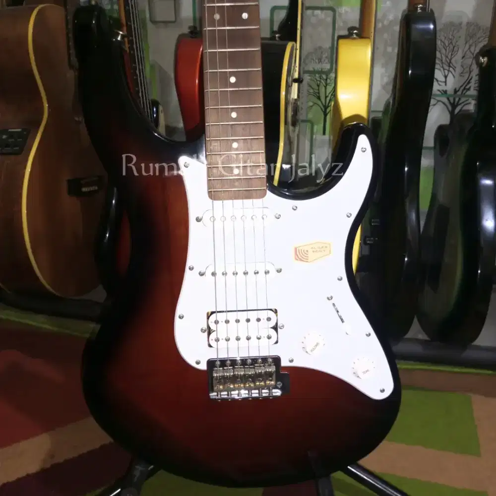 Yamaha pacifica 112j original mulus,like new