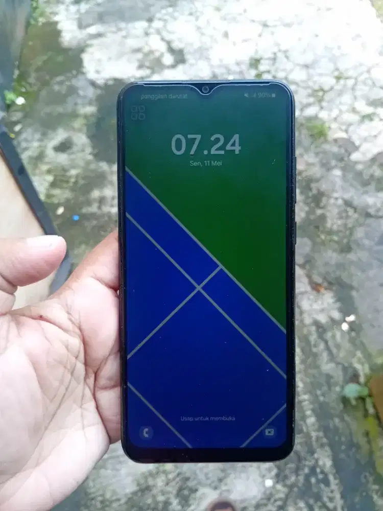 Samsung a04e batangan